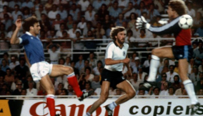 cầu thủ ra sân nhiều nhất Ligue 1